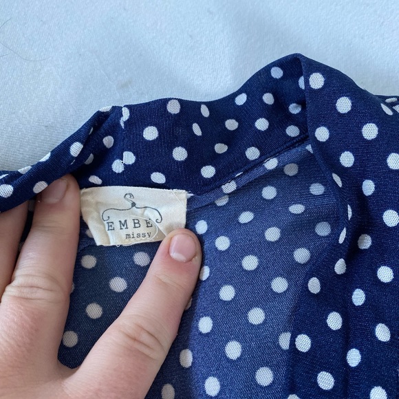 Sleeveless flowy blouse - Picture 3 of 3